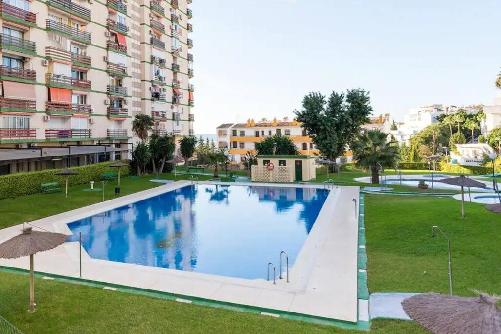Estudio Turistico En Benalmadena A 200 Mts Del Mar Bagian luar foto