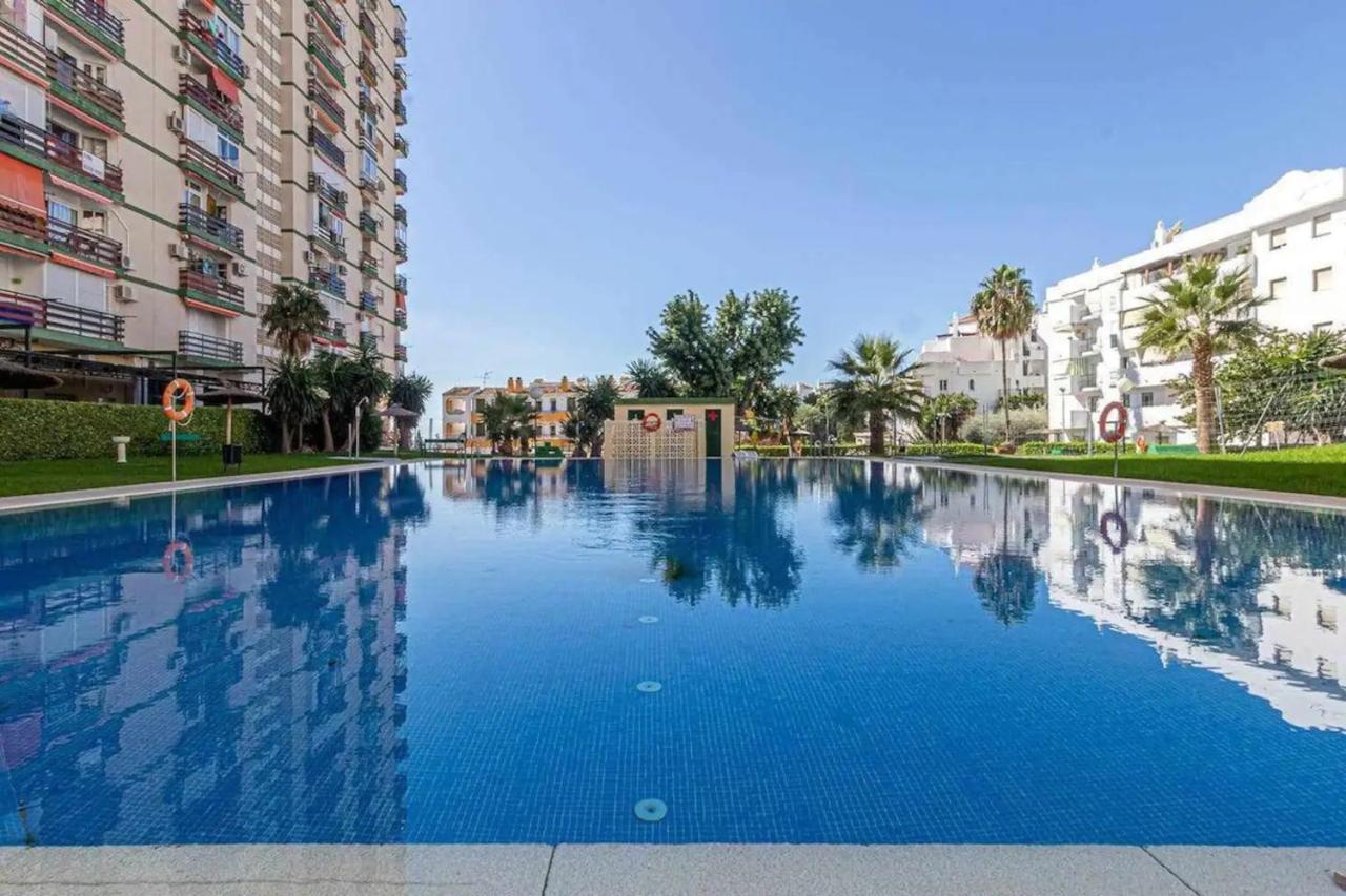 Estudio Turistico En Benalmadena A 200 Mts Del Mar Bagian luar foto